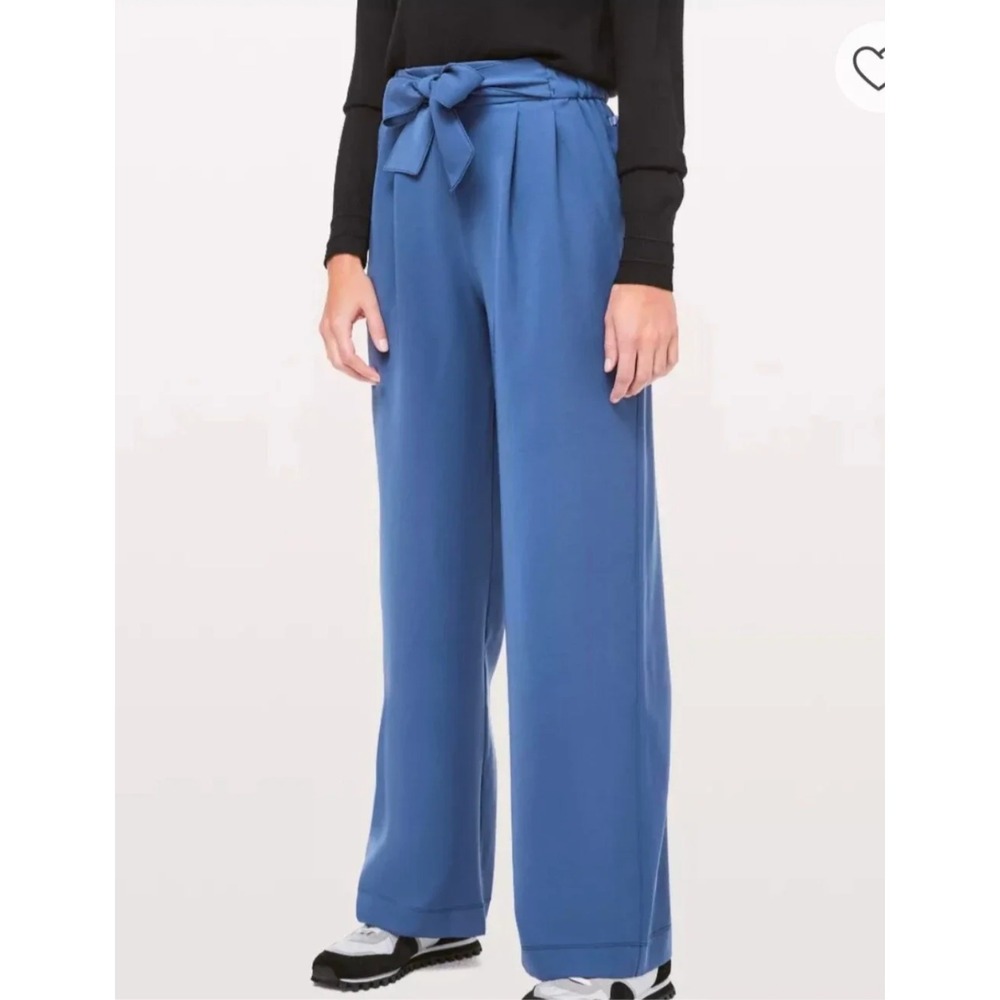 Lululemon Womens Noir Pant Size 8 Blue Office‎ Career